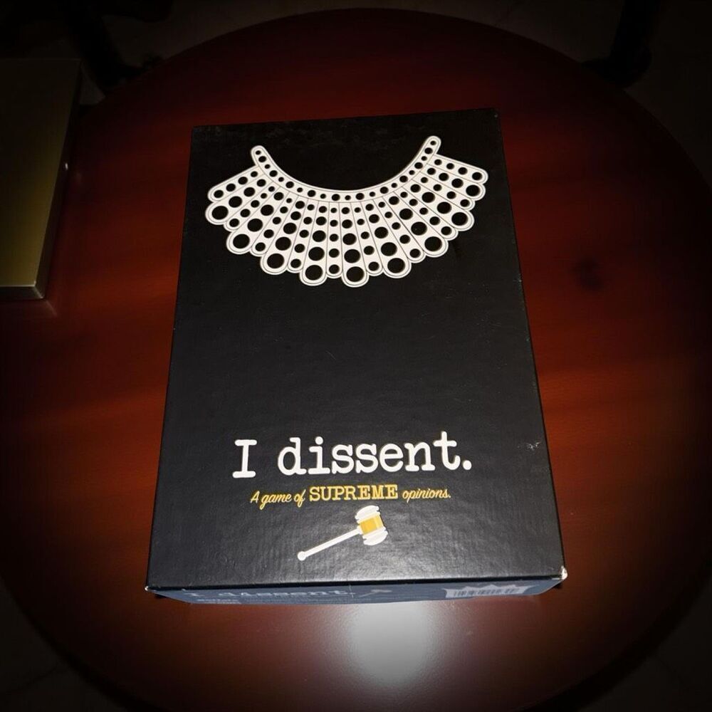 I Dissent: A Game Of Supreme Opinions Inspired by Ruth Bader Ginsburg Complete